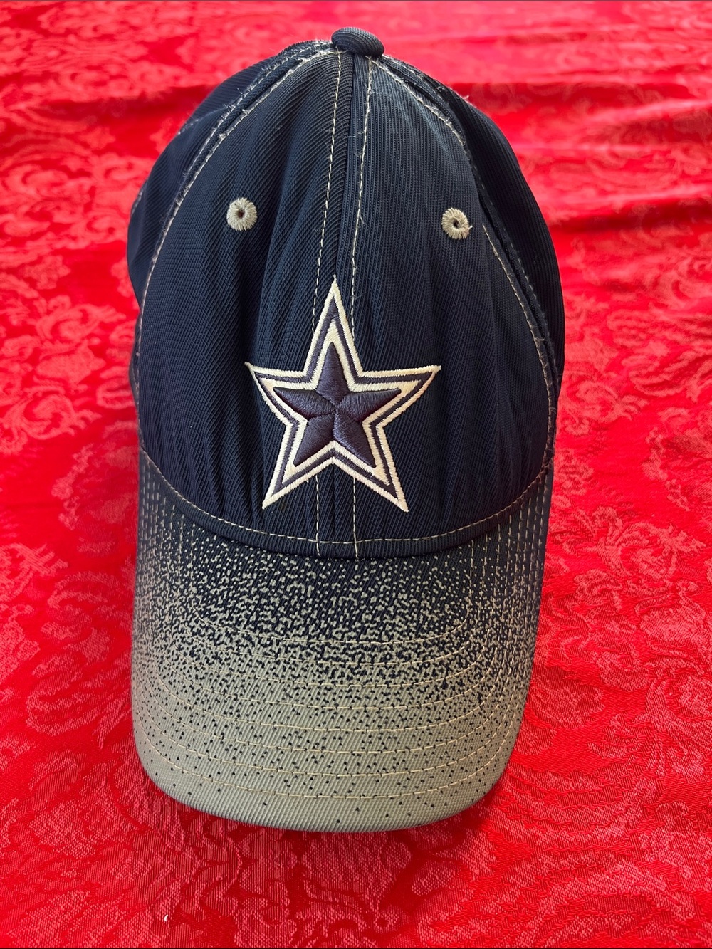 Reebok Dallas Cowboys NFL On Field L/XL Fitted Cap Navy Distressed Football Hat